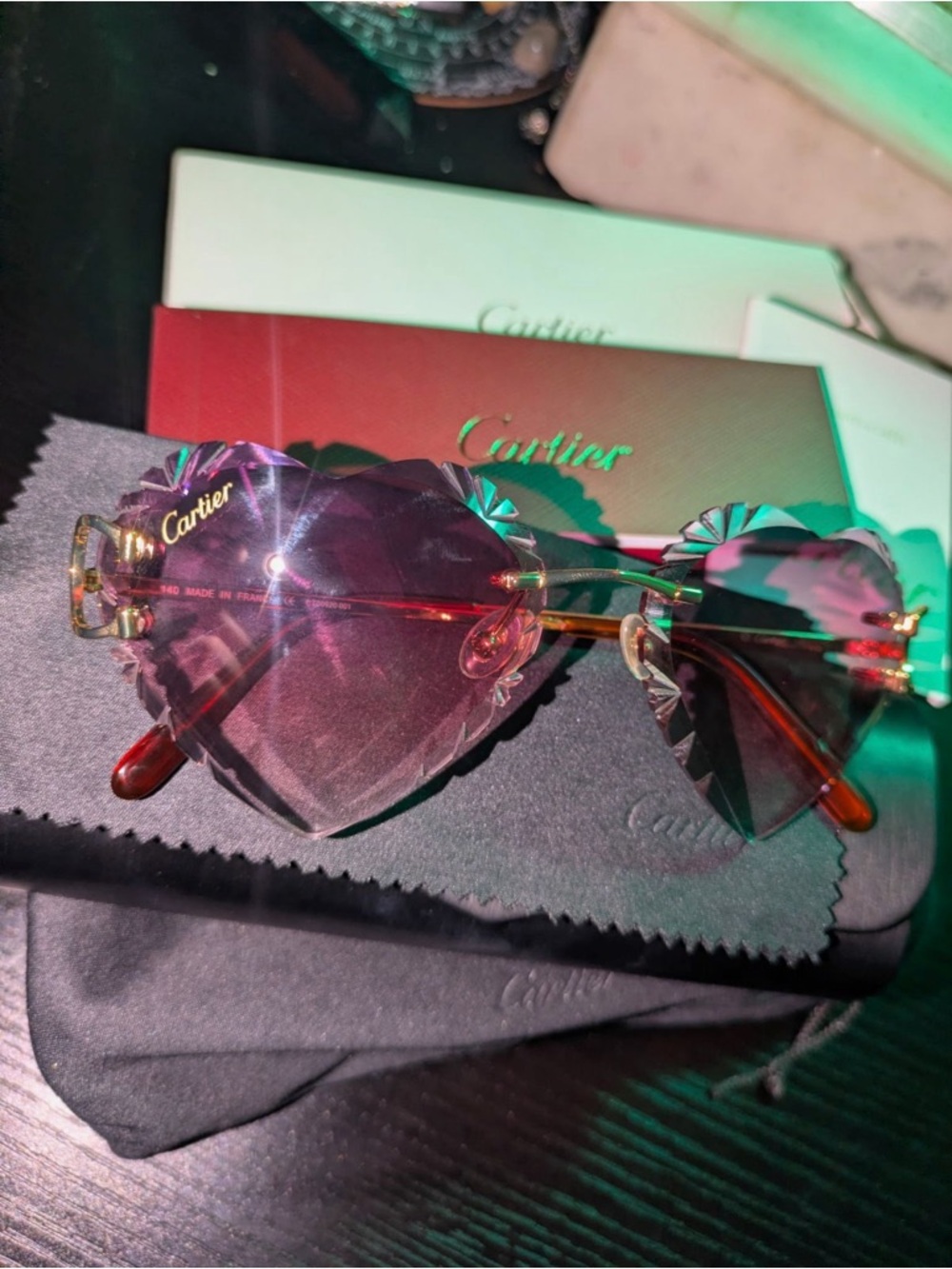 Cartier Heart Sunglasses in Purple and Gold comes with case cloth everything. - Picture 4 of 4